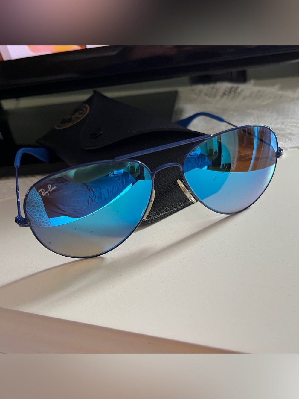 Very scratched lenses/Otherwise like new